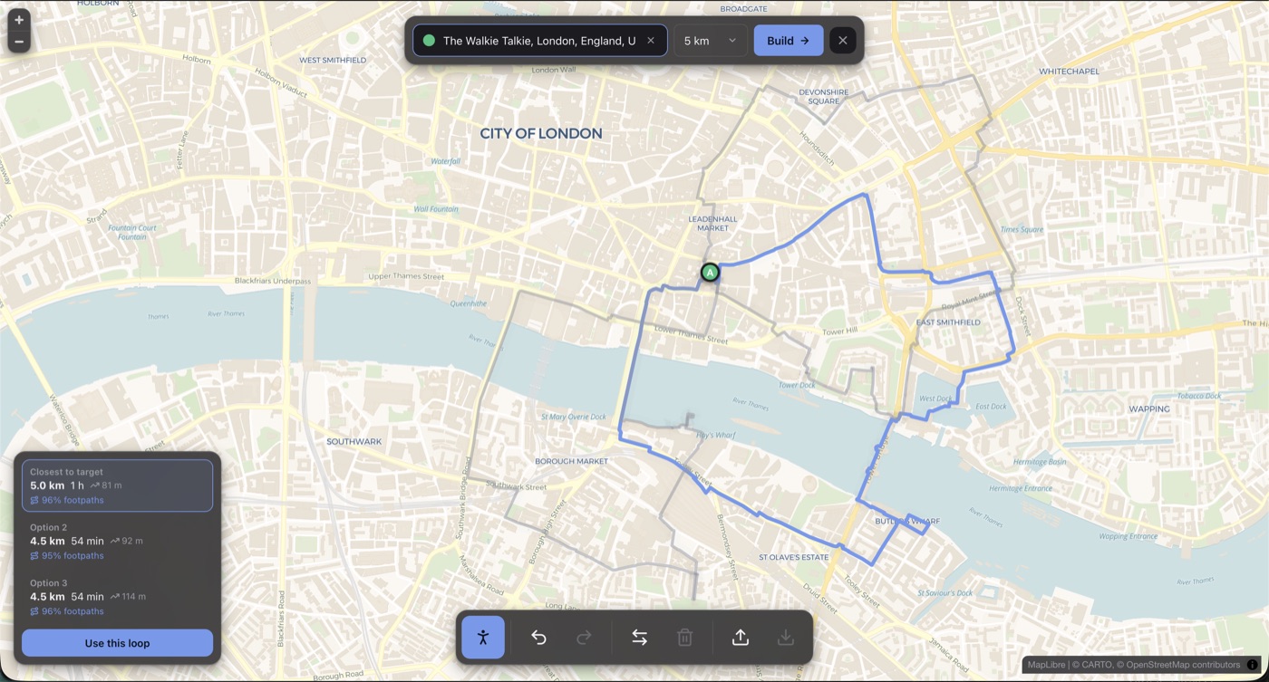 GPX Editor building a 5 km loop around the City of London, with alternative route options listed alongside the map.